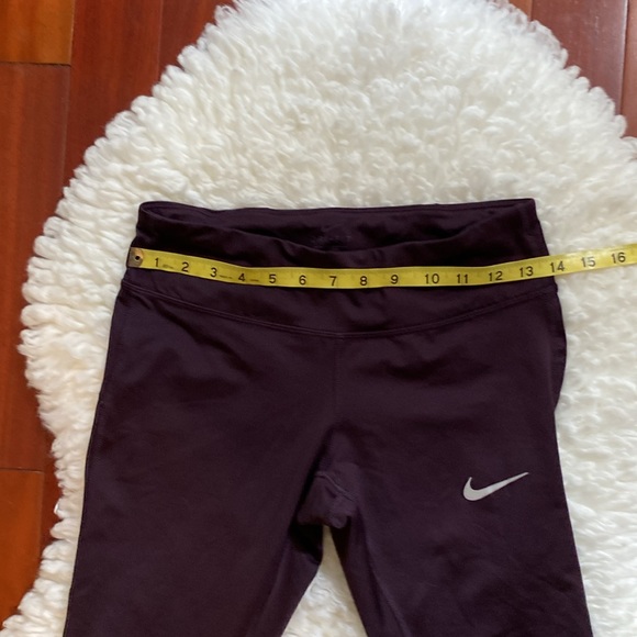 Nike Dri Fit 3/4 Capri Leggings Size Small - Picture 4 of 4
